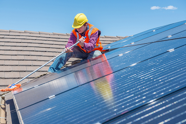 Operative cleaning solar panels